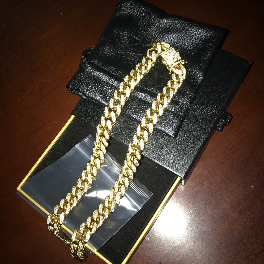 iced out cuban link 24 inch